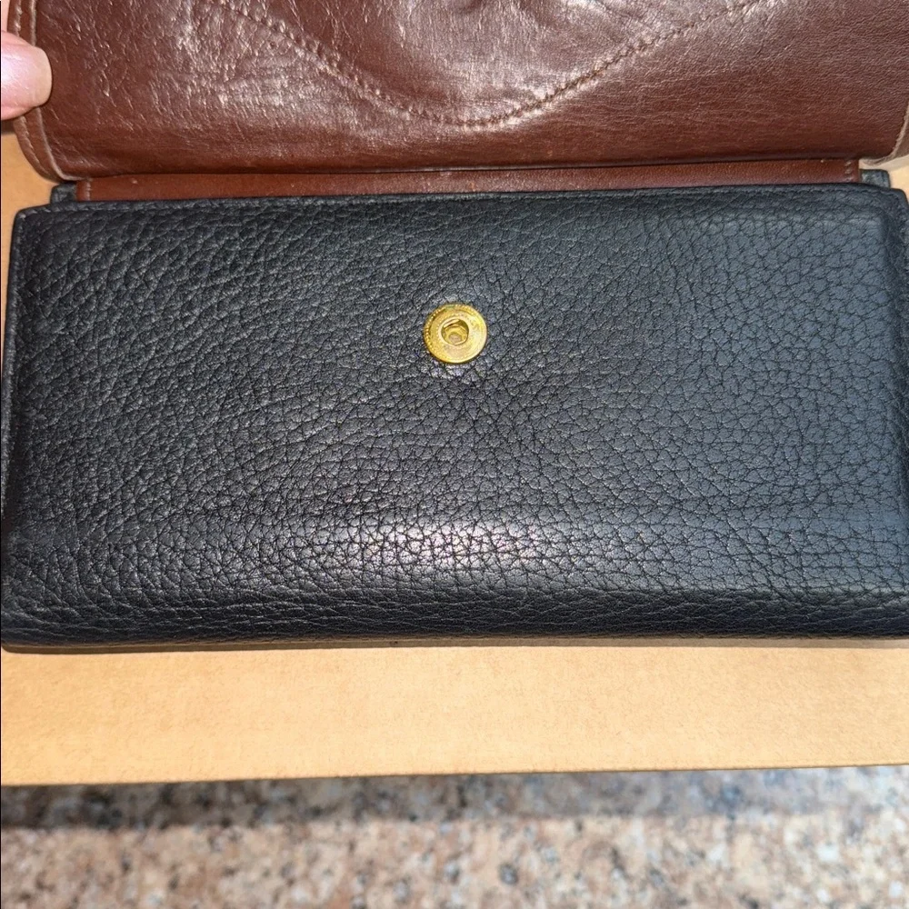 Dooney & Bourke Vintage All Weather Leather - Picture 3 of 11